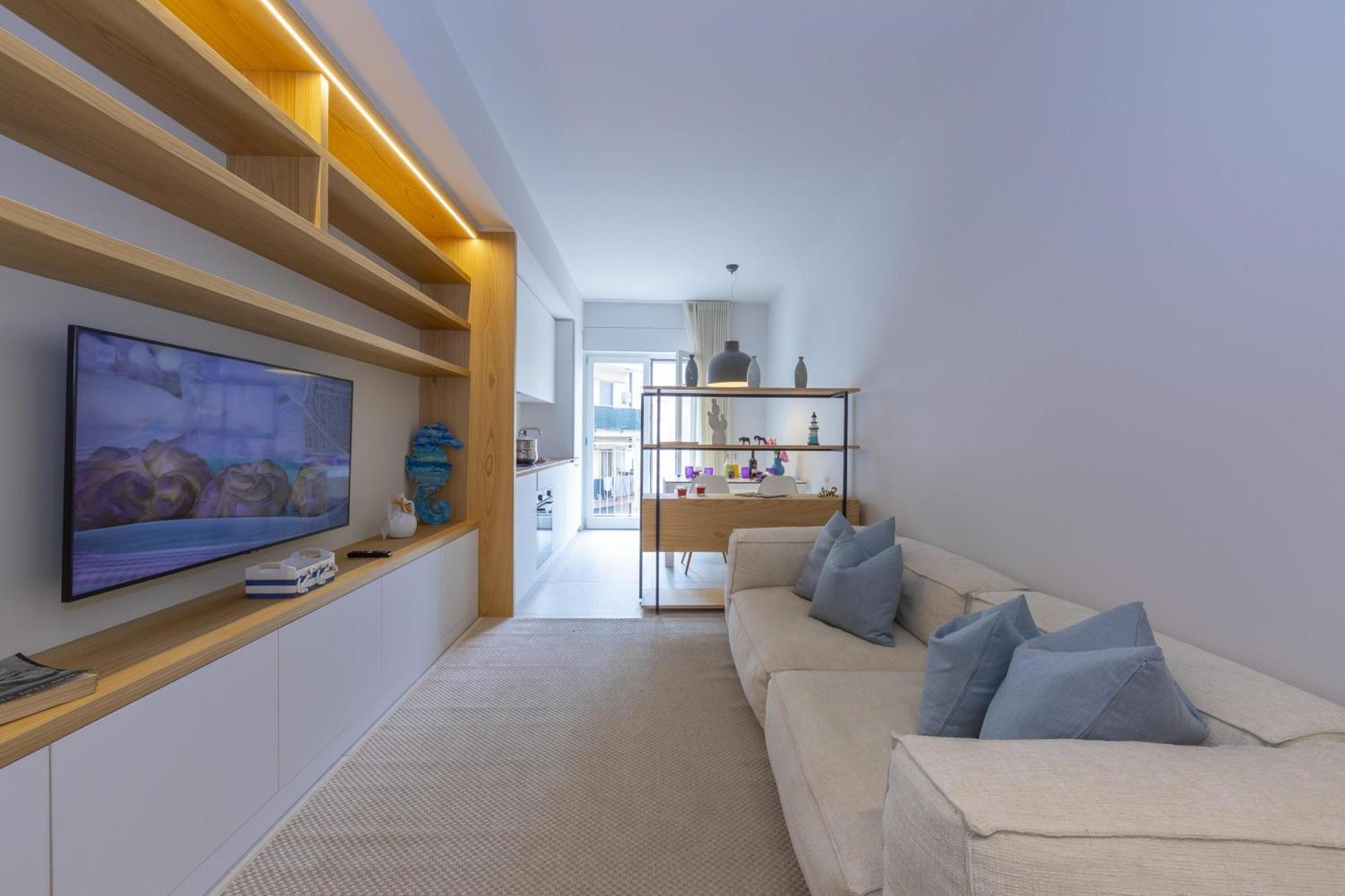 Apartment Mina 100m From Sea - Happy